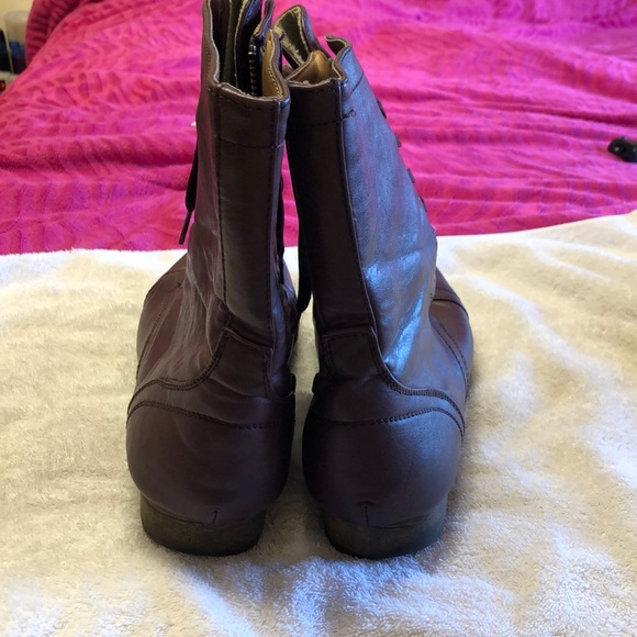 Combat Boots - Picture 2 of 4